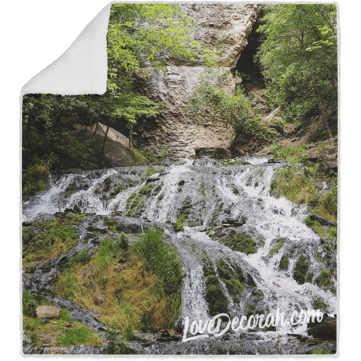 Blanket Fleece Dunning's Springs Decorah Iowa - Kari Yearous Photography
